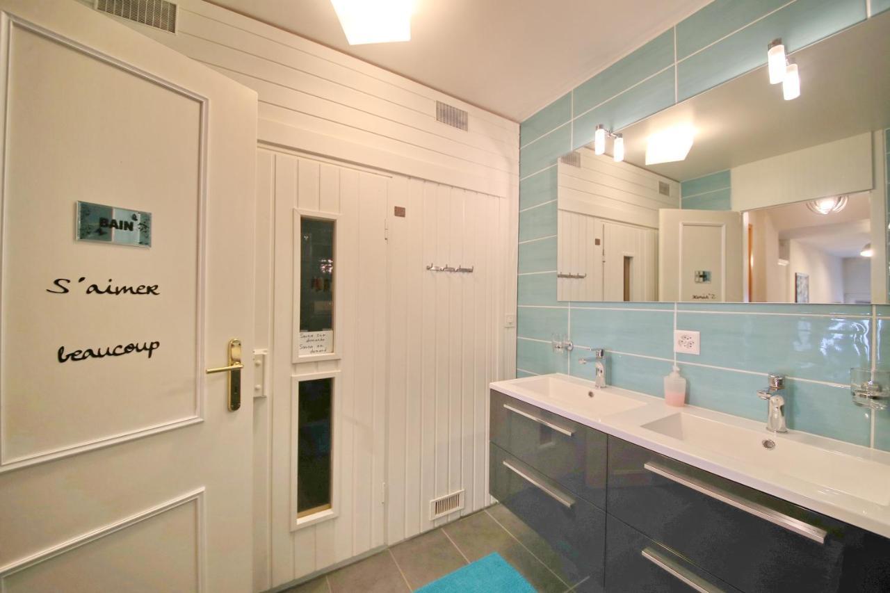 Corseaux Beach Rooms-Riviera Beach Apartments เวอเวย์ ภายนอก รูปภาพ